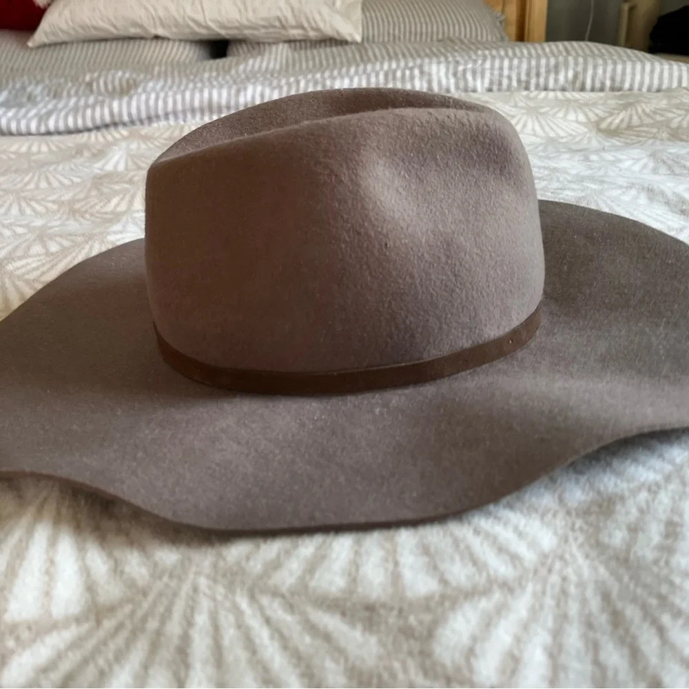 Goorin Bros 100% Wool Hat, 4-inch Brim, Taupe, Women’s Sz Large - Picture 3 of 7
